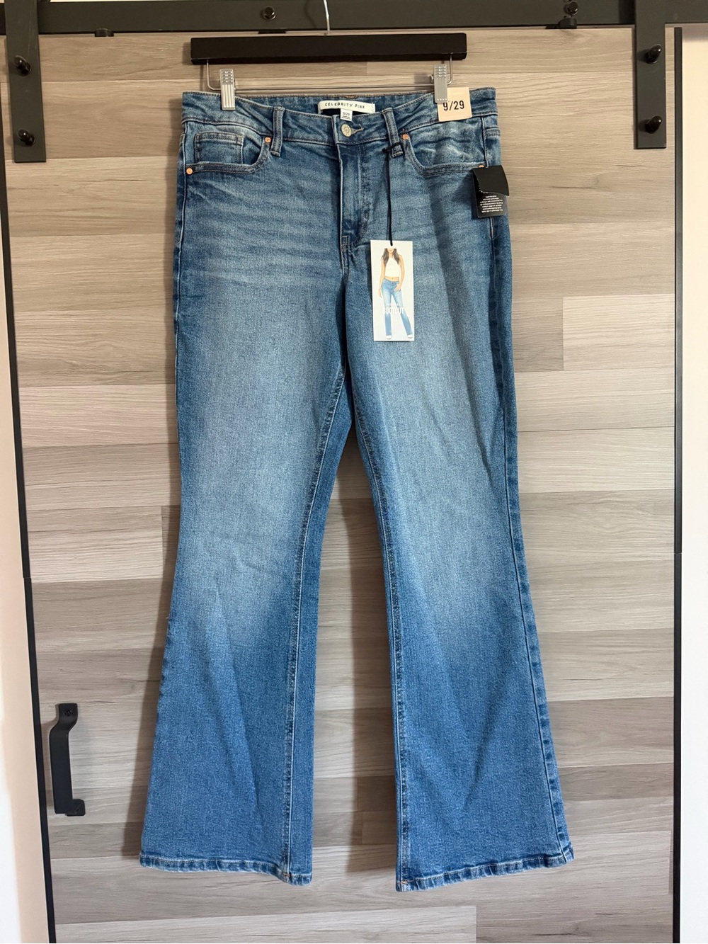 Celebrity Pink Women's Mid-Rise Bootcut Jeans Size 9/29 NWT